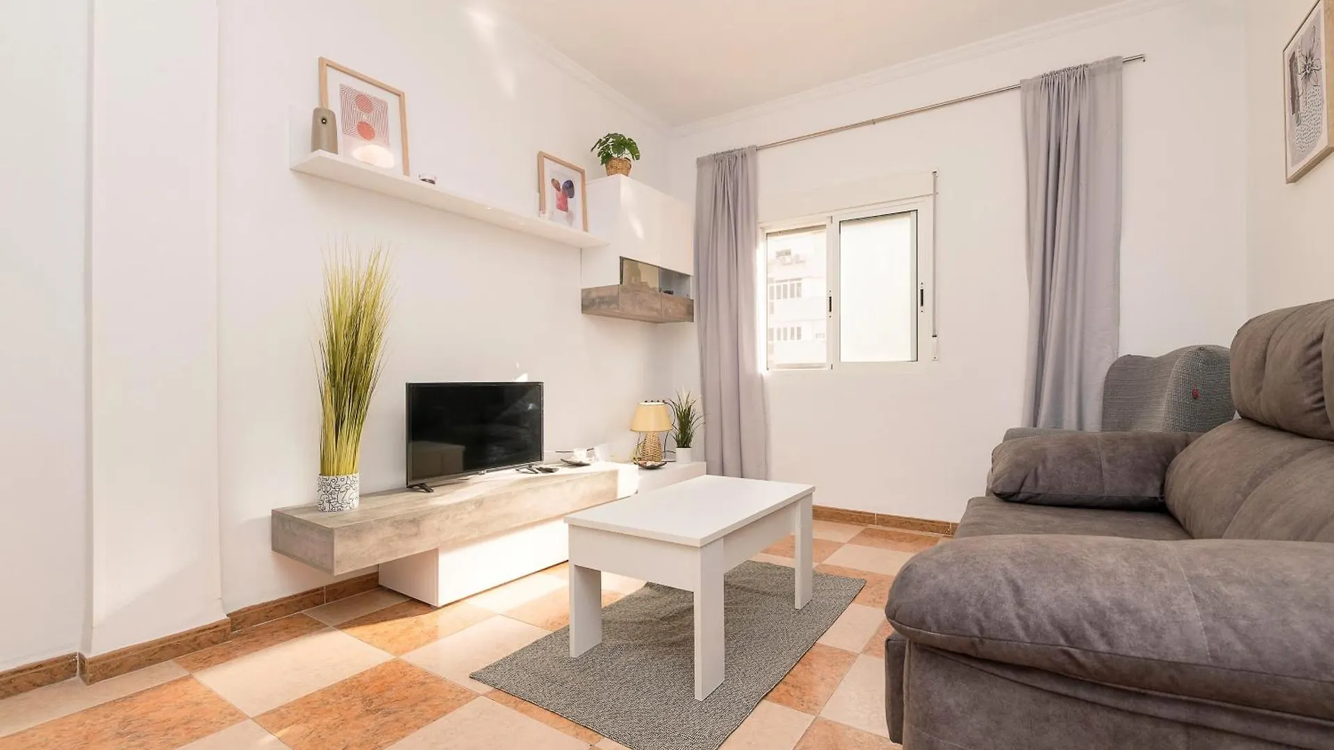 Velbar Apartment Cadiz 0*,  Spain